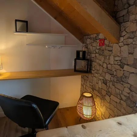 Tree House 아파트